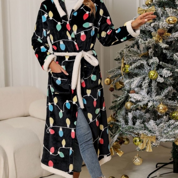 Christmas Belted Hooded Flannel Robe - Picture 1 of 4